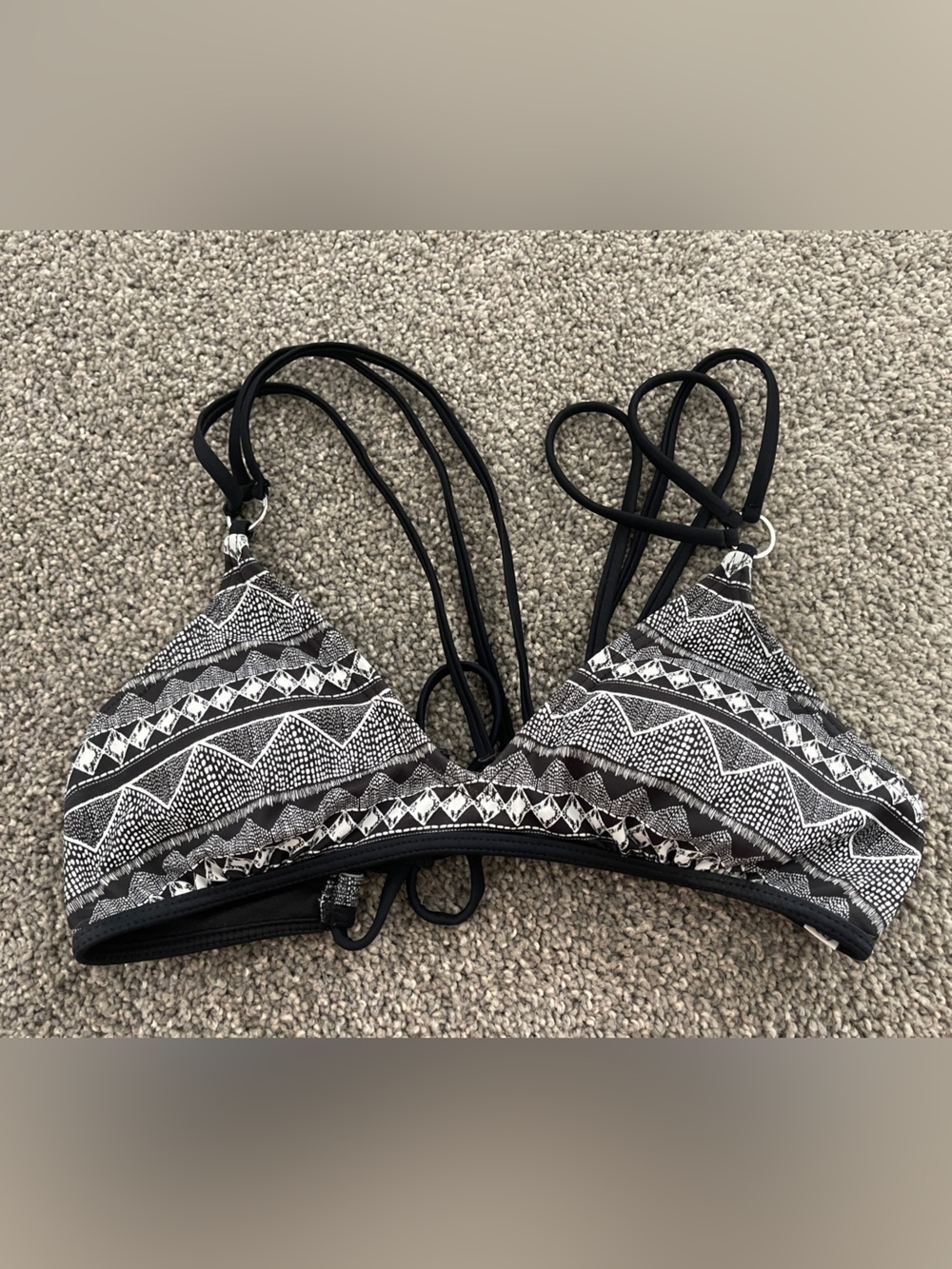 Reef Black & White geometric print Strappy Bikini Top